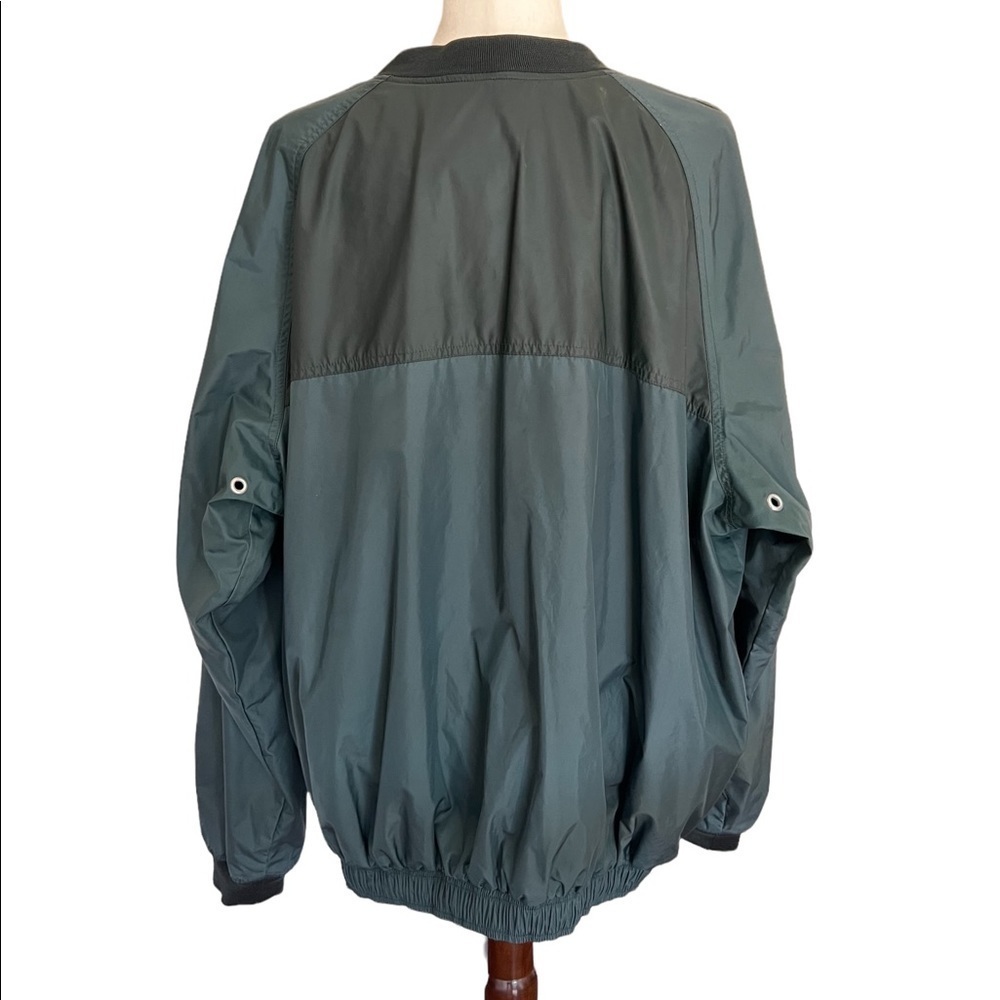Men's Unique Style Vintage Nike Pullover Windbreaker in 2 Tone Green - Picture 2 of 10